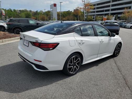 Aspen White 2025 Nissan Sentra SR