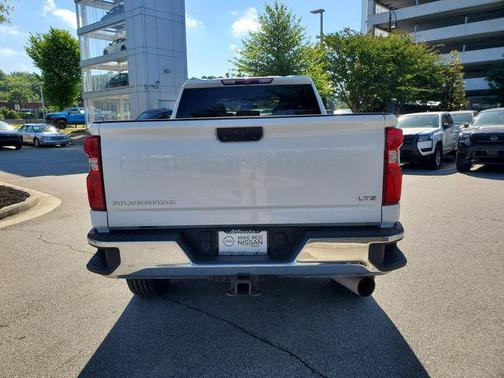 Summit White 2023 Chevrolet Silverado 2500 LTZ