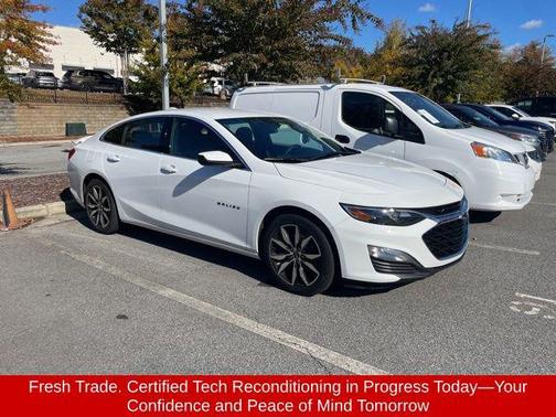 2025 Chevrolet Malibu FWD RS