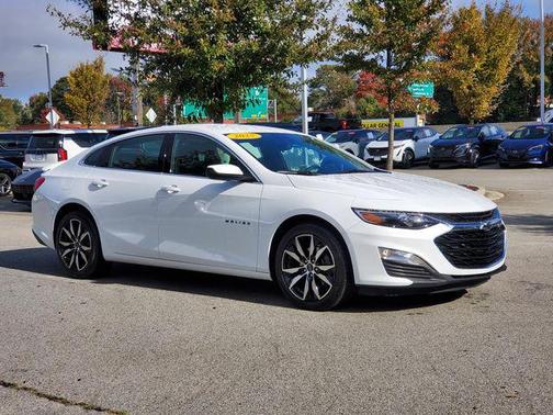2025 Chevrolet Malibu FWD RS