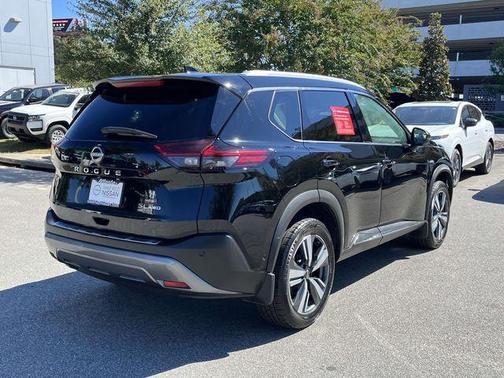 2022 Nissan Rogue SL
