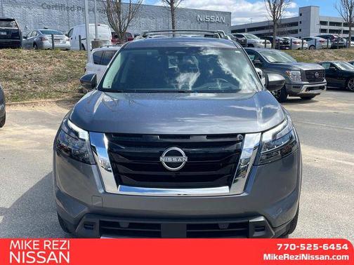 2025 Nissan Pathfinder Platinum FWD