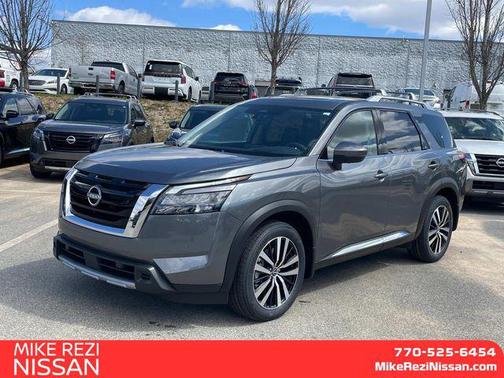 2025 Nissan Pathfinder Platinum FWD