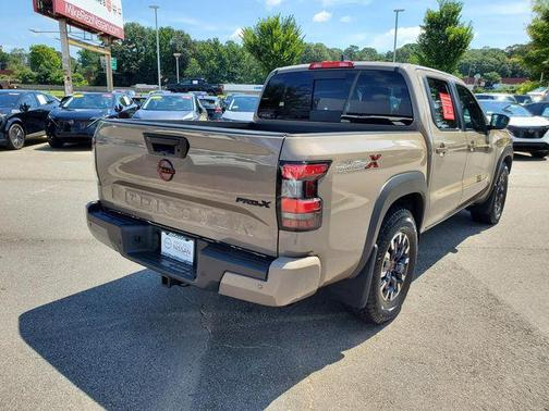 2024 Nissan Frontier PRO-X