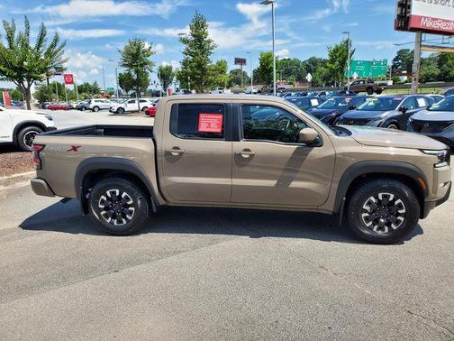 2024 Nissan Frontier PRO-X