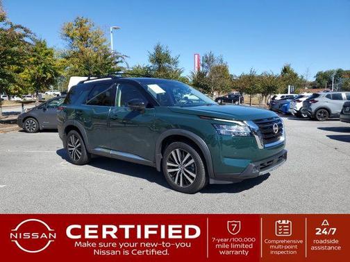 2023 Nissan Pathfinder Platinum FWD