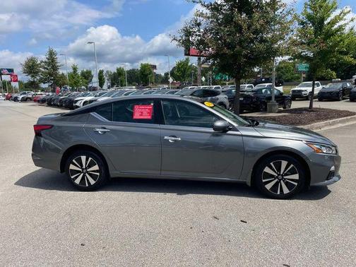 2022 Nissan Altima 2.5 SL