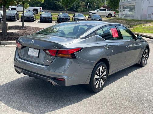 2022 Nissan Altima 2.5 SL