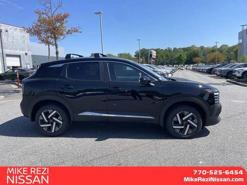 Super Black 2026 Nissan Kicks SV