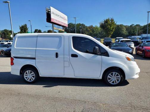 2018 Nissan NV200 SV