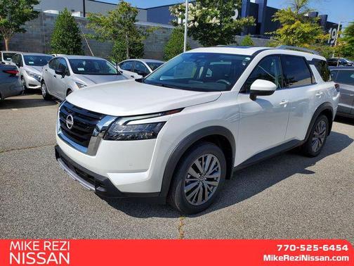 2025 Nissan Pathfinder SL FWD