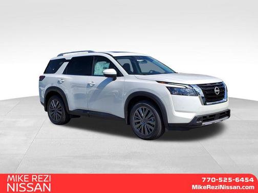 2025 Nissan Pathfinder SL FWD