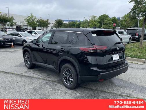 Super Black 2026 Nissan Rogue S