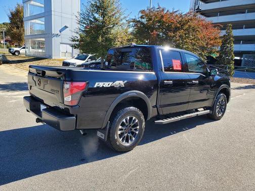 2023 Nissan Titan PRO-4X