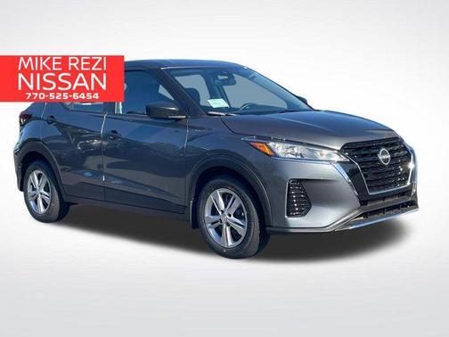 2025 Nissan Kicks S