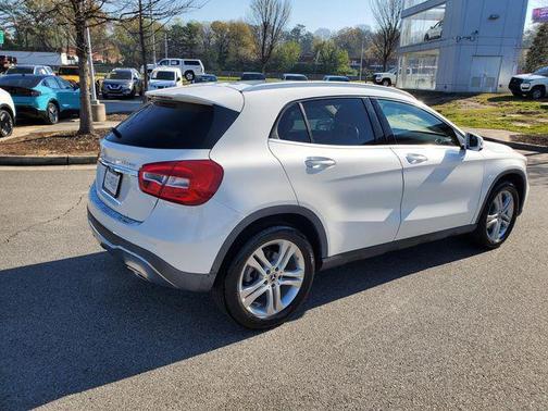White 2018 Mercedes-Benz GLA 250 4MATIC