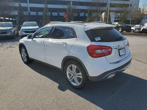 White 2018 Mercedes-Benz GLA 250 4MATIC