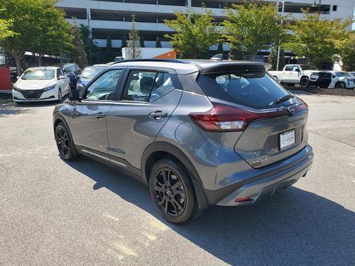 Gun Metallic 2023 Nissan Kicks SR