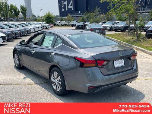 2025 Nissan Altima S FWD