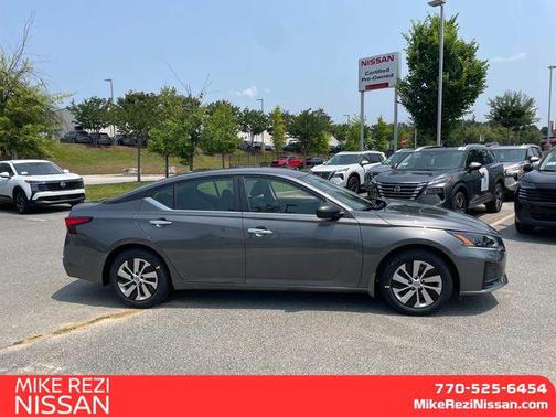2025 Nissan Altima S FWD