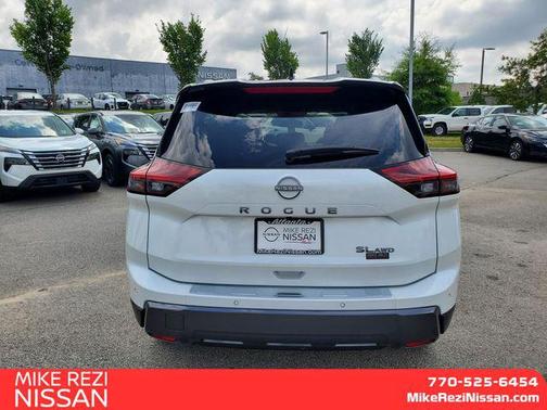 2025 Nissan Rogue SL