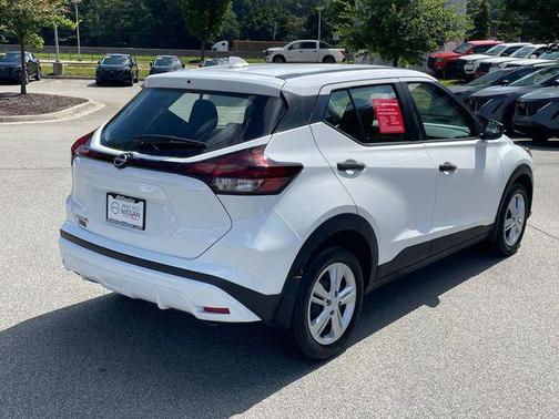 2024 Nissan Kicks S