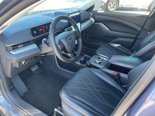 2021 Ford Mustang Mach-E Select