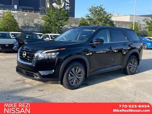 2025 Nissan Pathfinder S FWD