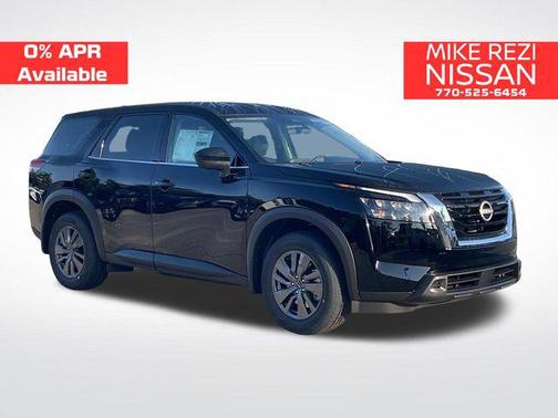 2025 Nissan Pathfinder S FWD