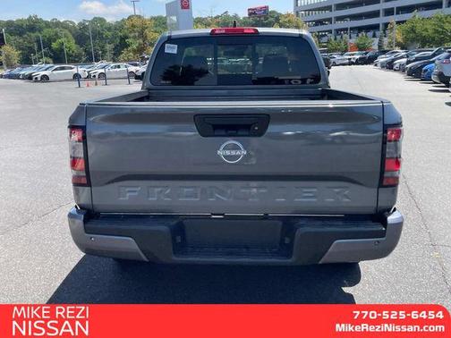 2025 Nissan Frontier SV