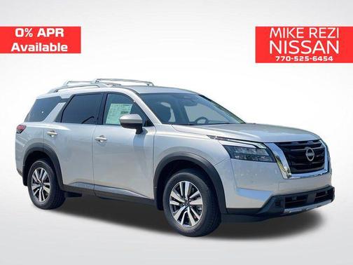 2025 Nissan Pathfinder SL FWD