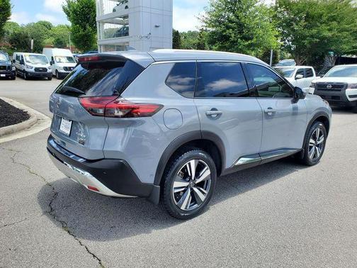 Boulder Gray Pearl 2023 Nissan Rogue Platinum