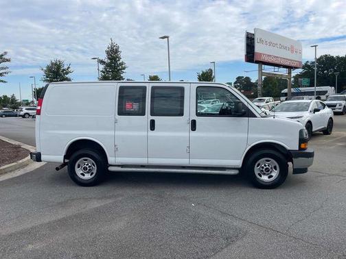 2023 GMC Savana 2500 Work Van