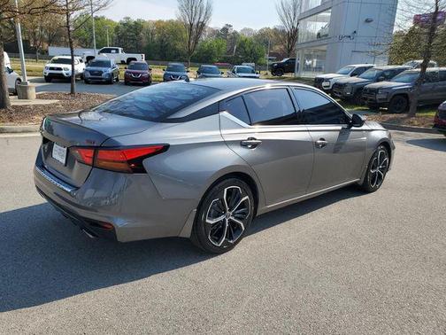 Gun Metallic 2023 Nissan Altima SR FWD