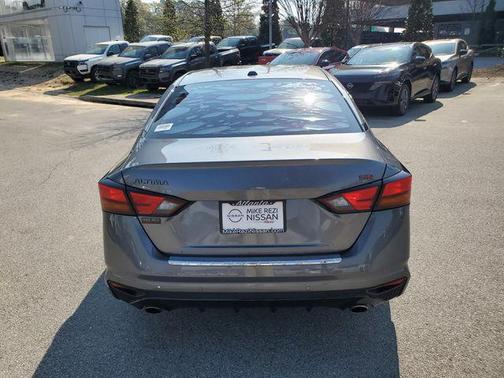 Gun Metallic 2023 Nissan Altima SR FWD