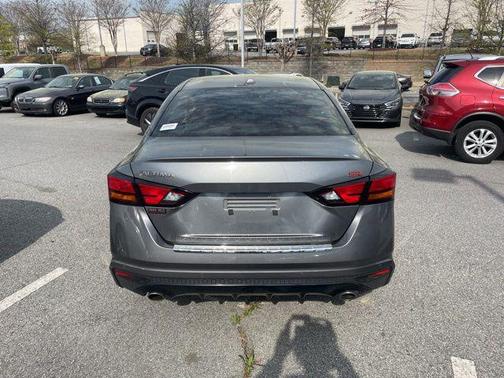 Gun Metallic 2023 Nissan Altima SR FWD