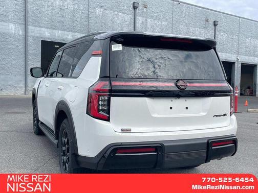 2025 Nissan Armada PRO-4X 4WD