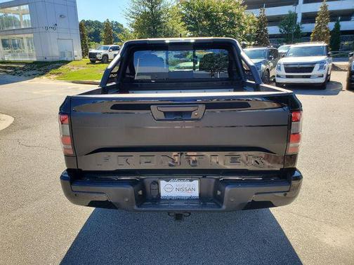 2024 Nissan Frontier SV