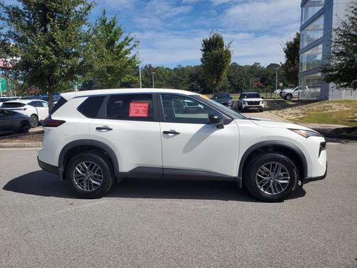 2024 Nissan Rogue S