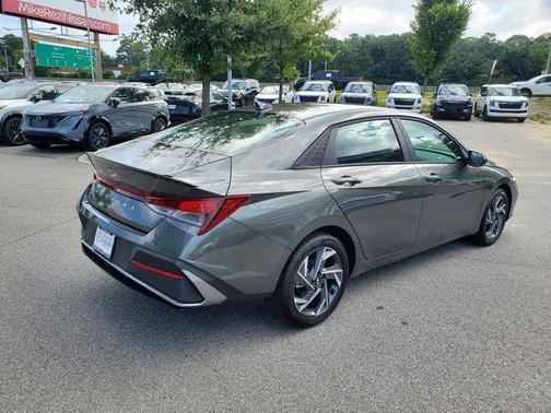 2025 Hyundai ELANTRA Sport