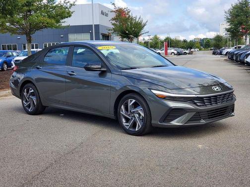 2025 Hyundai ELANTRA Sport