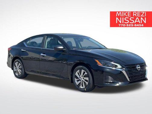 2025 Nissan Altima S FWD