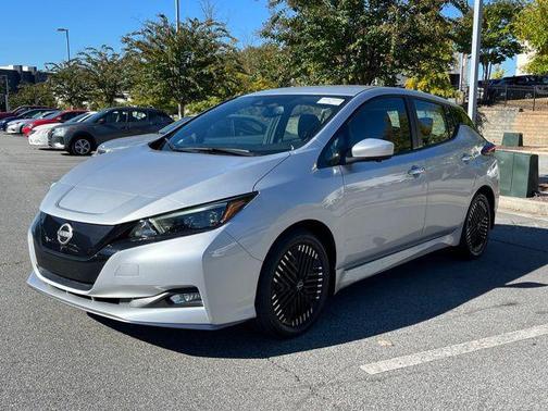 2024 Nissan Leaf SV PLUS