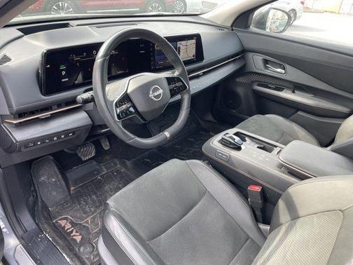 Boulder Gray Pearl/Black Diamond Pearl 2023 Nissan ARIYA EVOLVE+