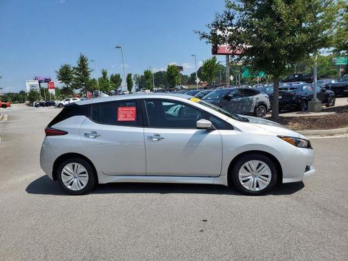 2024 Nissan Leaf S