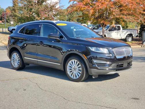 2019 Lincoln MKC Standard