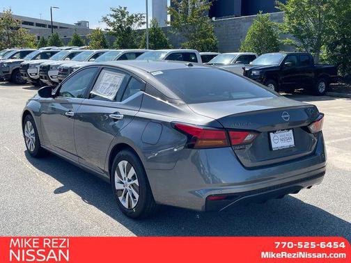 2025 Nissan Altima S FWD