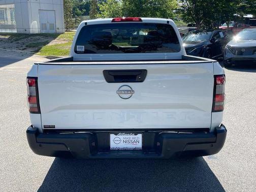 2024 Nissan Frontier S