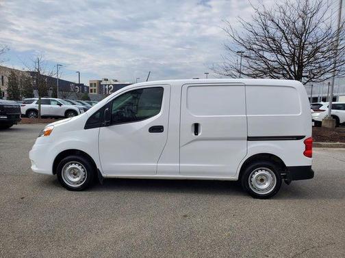 2021 Nissan NV200 S