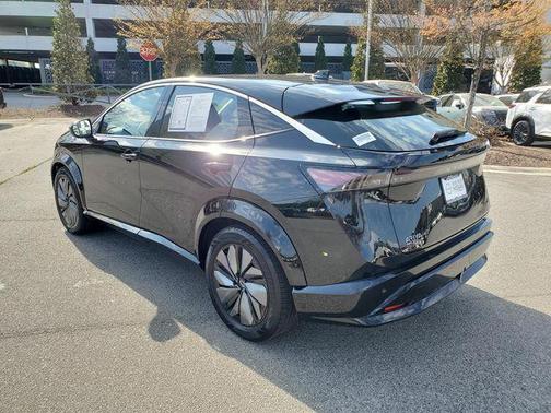 Black Diamond Pearl 2023 Nissan ARIYA EVOLVE+